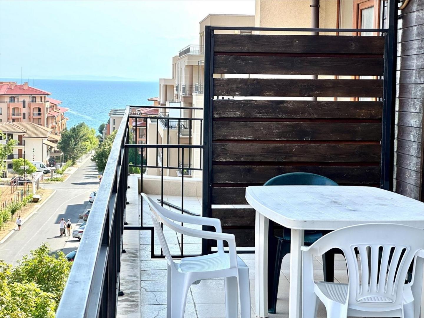 Menada Luxor Apartments Sveti Vlas Ruang foto